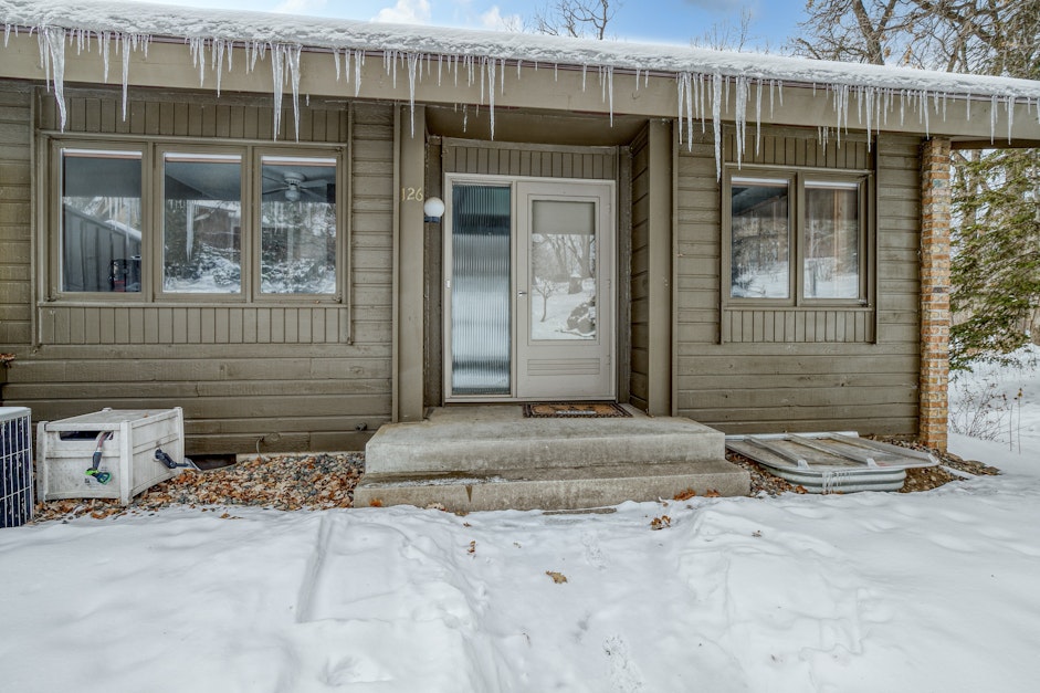 126 Birnamwood Drive, Burnsville, MN 55337, Presented by David Nelson